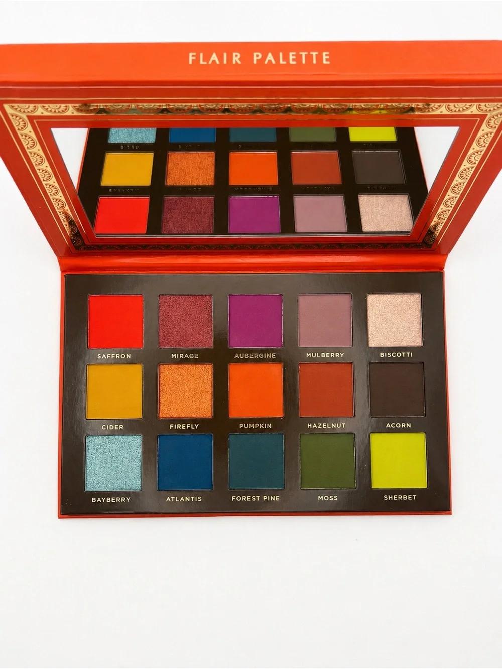 Ace Beauté Flair Palette 15 Pan Eyeshadow Palette New in Box
